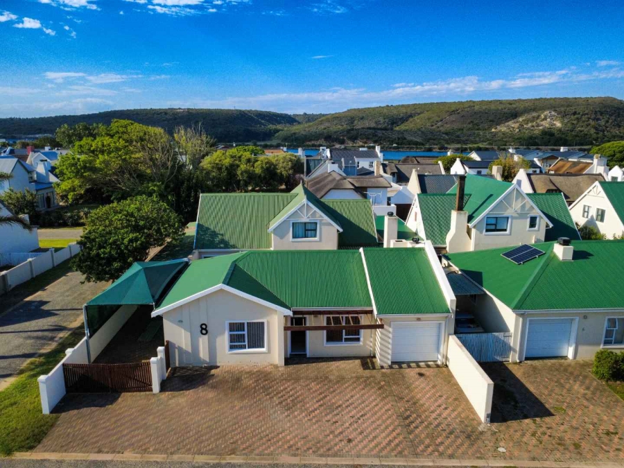2 Bedroom Property for Sale in Stilbaai Wes Western Cape
